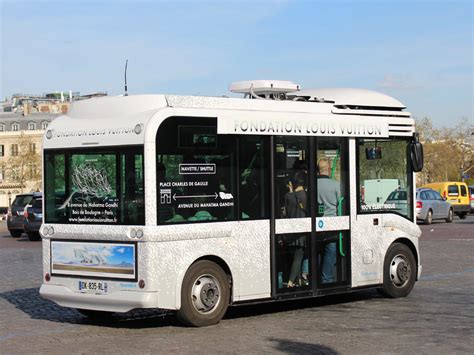 blue bus for louis vuitton foundation|fondation louis vuitton tickets.